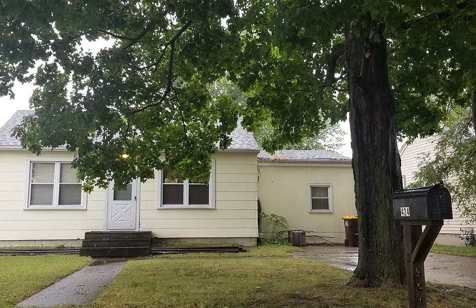 1st image of 424 Winona Dr