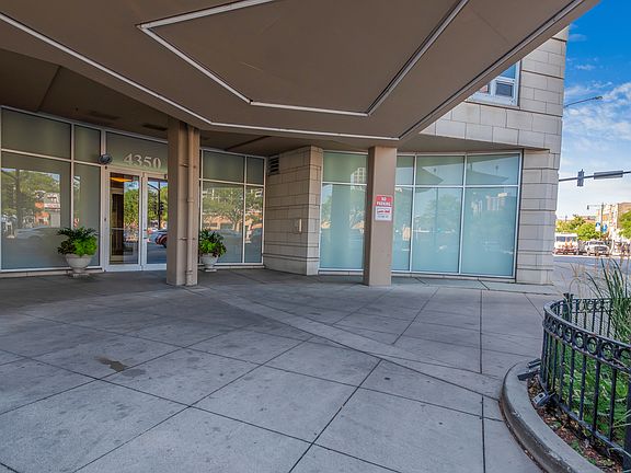2nd image of 4350 N Broadway Ave #607