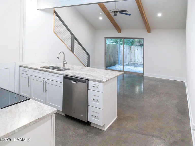 110 Oak Plains Aly — Photo 3