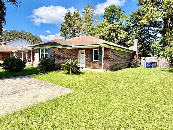 2nd image of 7724 Suzanne Drive