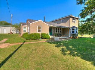 1401 S Dobbs Rd, Harrah, OK 73045