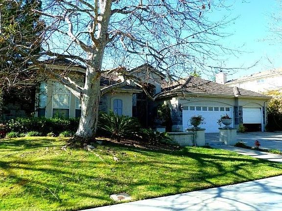 2nd image of 21058 Mendenhall Ct