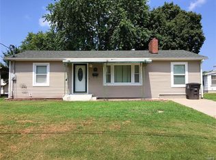 1022 Chloe St, Perryville, MO 63775