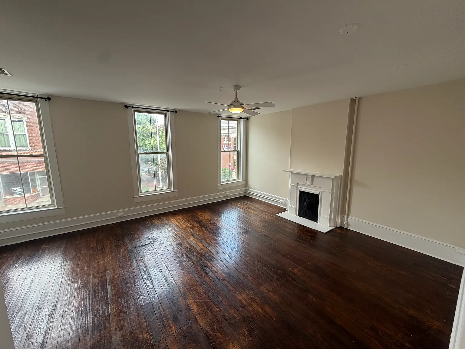 2 bed, 1374 sqft, $1,400 — Photo 1