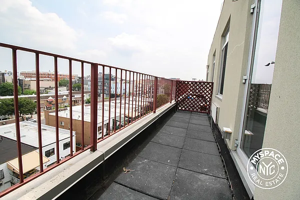 Rented by MySpaceNYC | media 8