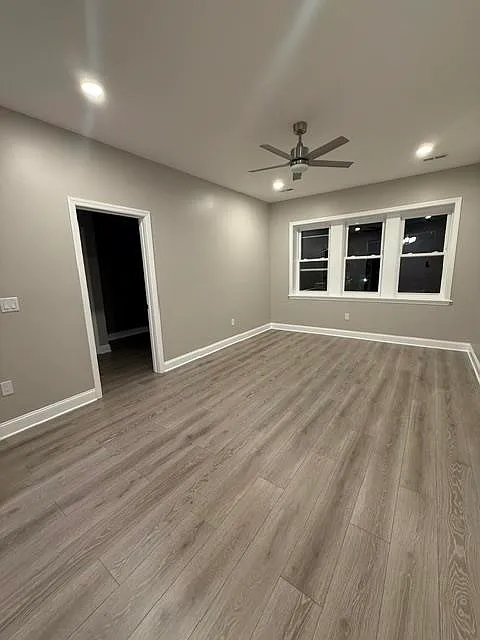 3 bed, 1.0 bath, 1500 sqft, $3,800 — Photo 4
