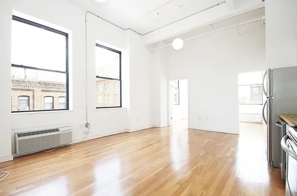 Rented by MNS | media 30