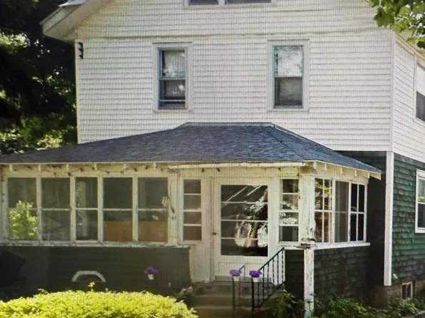 41 Adams Street, Saratoga Springs, NY 12866