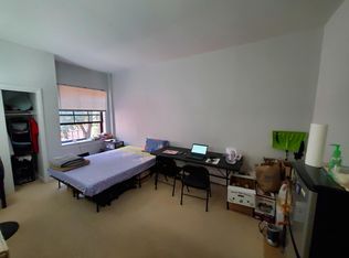 172 Saint Botolph St #8L, Boston, MA 02115