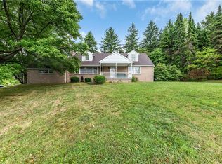 2 Monier Rd, Gibsonia, PA 15044