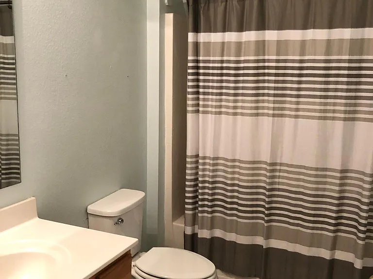 920 Vanderbilt Dr — Photo 19