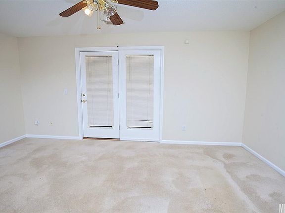 5th image of 3293 White Oak Ct