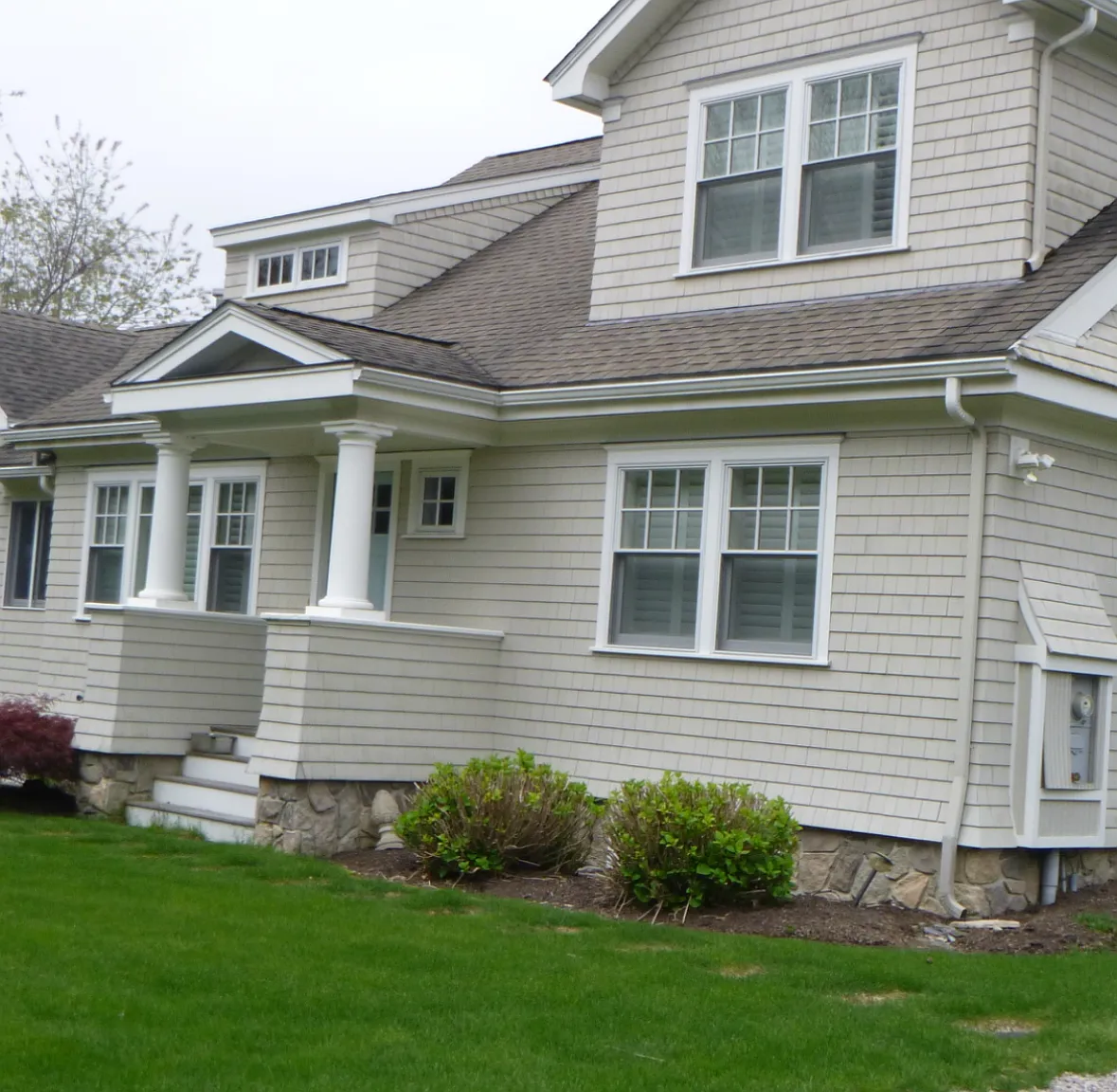 2 bed, 1.5 bath, 2256 sqft, $3,000 — Photo 1