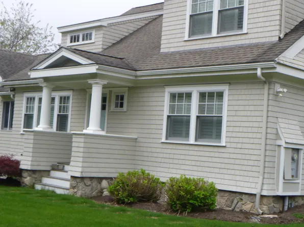 209 Pond Shore Dr #209, Charlestown, RI 02813