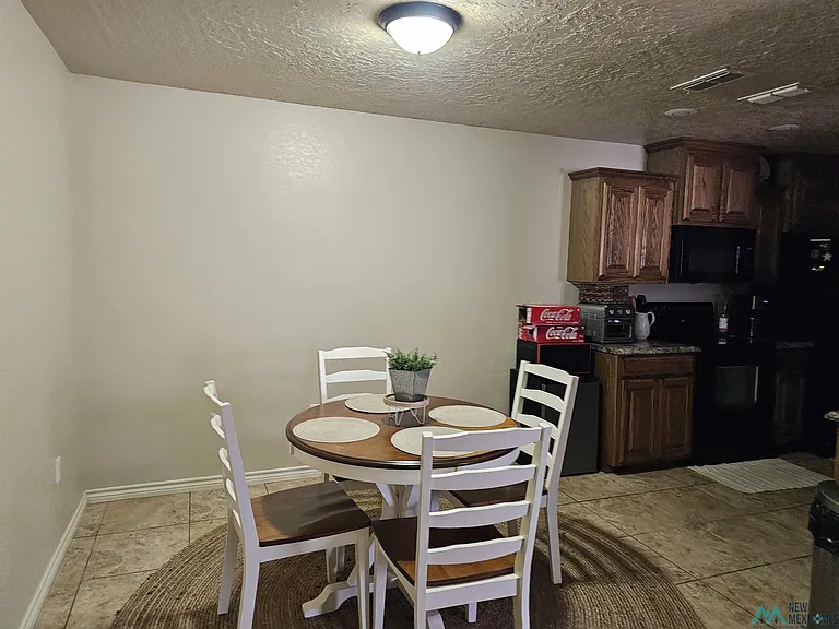 113 Gayland Dr — Photo 3