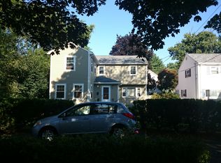 44 Dale St, Brookline, MA 02467