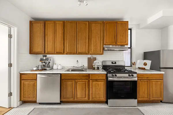 Kitchen, photo 1