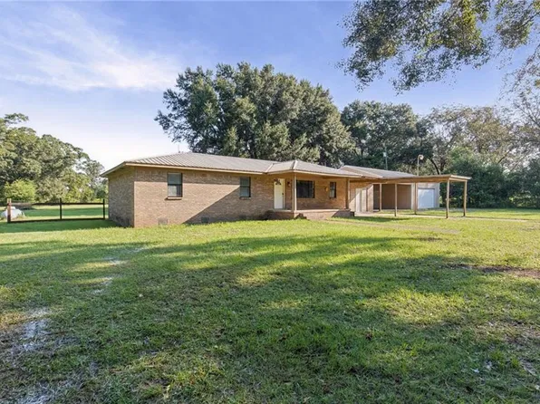 3123 Howell Tanner Chapel, Lucedale, MS 39452