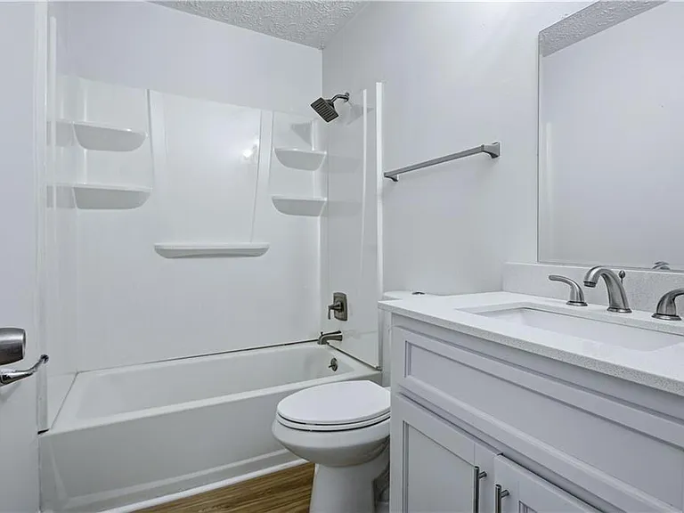 1600 Sugar Plum Dr SW — Photo 11