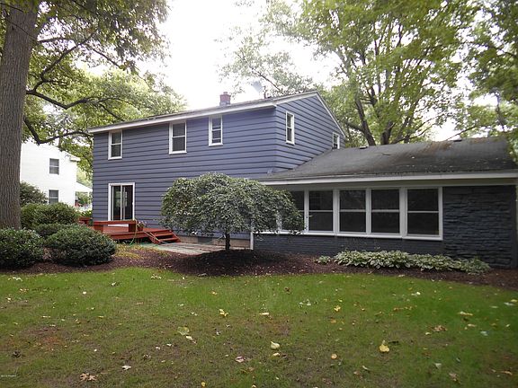 2nd image of 78 Oak Valley Dr