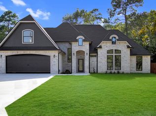 1065 Pine St, Vidor, TX 77662