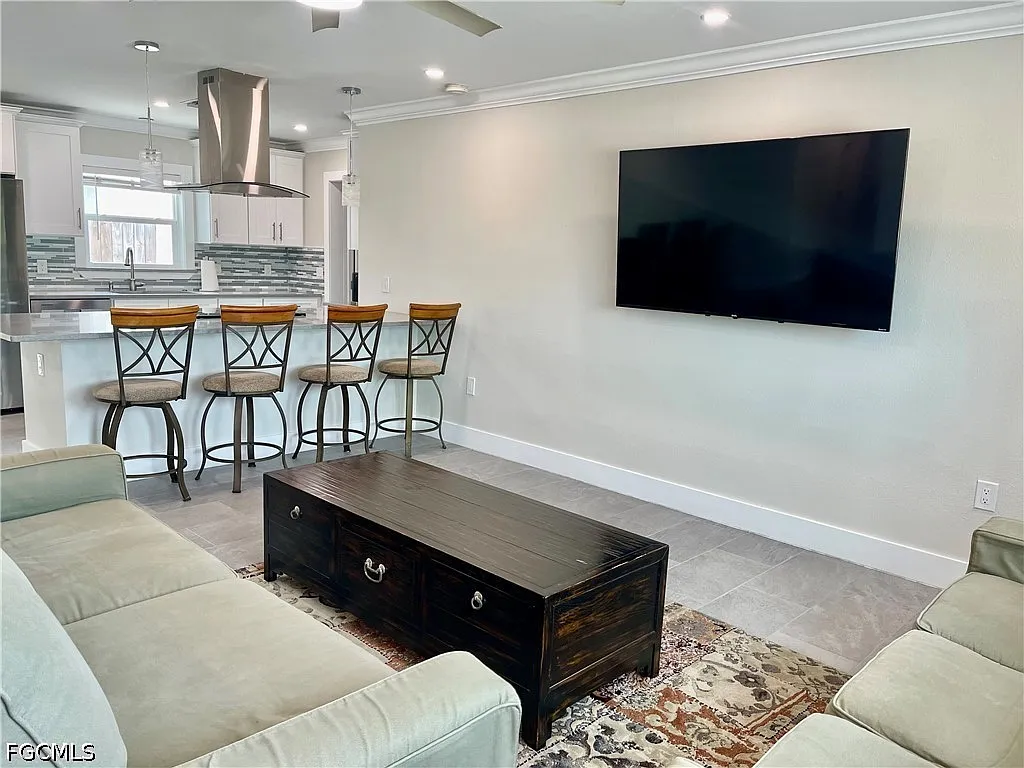 2 bed, 2.0 bath, 1147 sqft, $2,500 — Photo 4