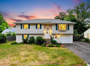 243 Ambrose St, Springfield, MA 01109