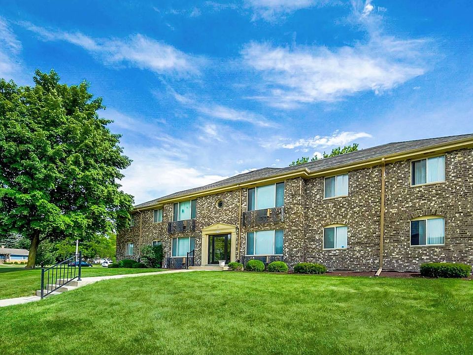 Stone Point Apartments Exterior