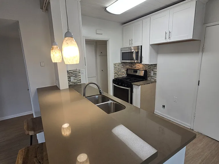 2688 Lake Ave — Photo 7