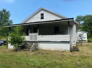 199 Broyles Cemetery Rd, Jamestown, TN 38556