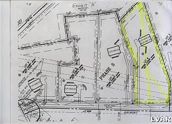 2nd image of 1985 Park Pl