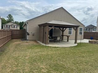 211 Addlestone Cir, Fountain Inn, SC 29644