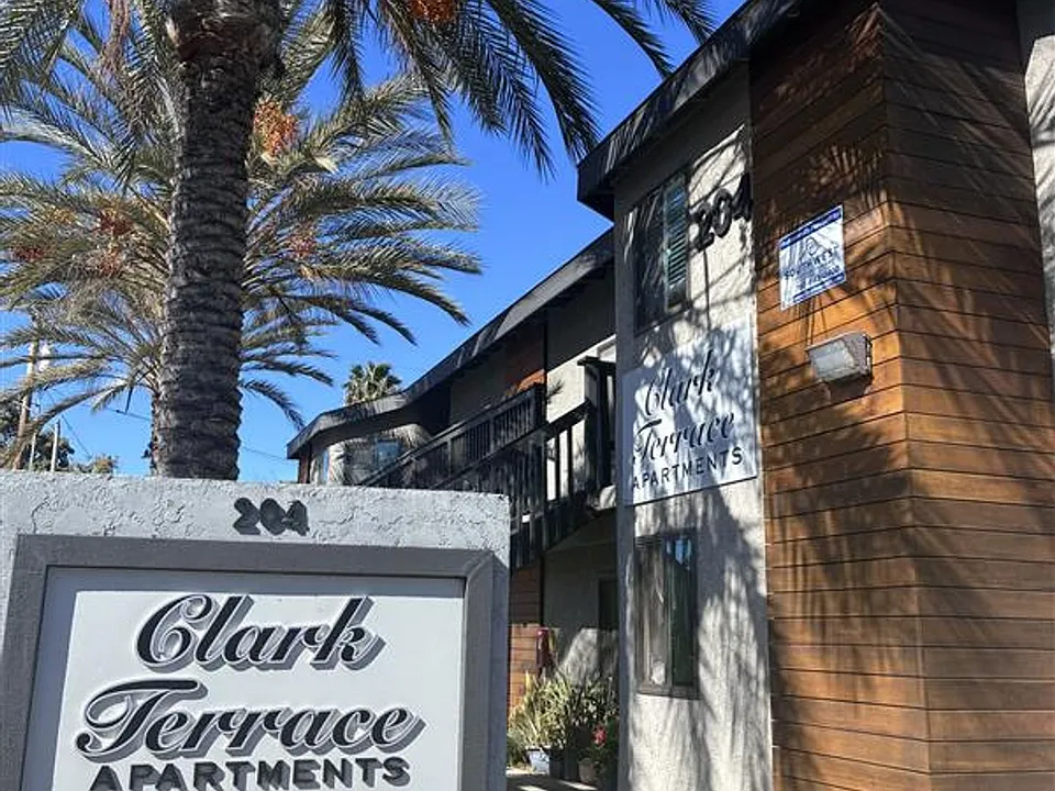 Clark Street Terrace