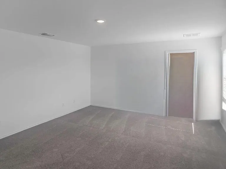 1529 Holly Lake Dr — Photo 13