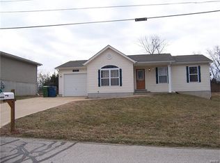 4666 Cedar Dr, Hillsboro, MO 63050