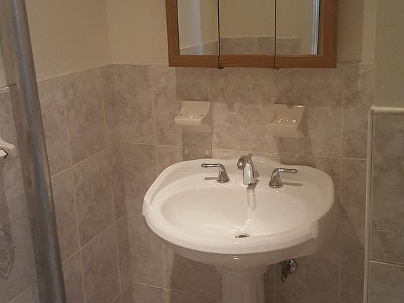 5th image of 595 Macdonough St #2