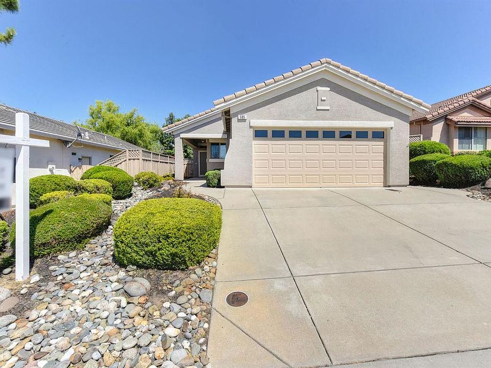 1st image of 685 Hopkins Ln