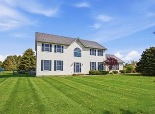 76 Whitethorne Ct, Wilmington, OH 45177