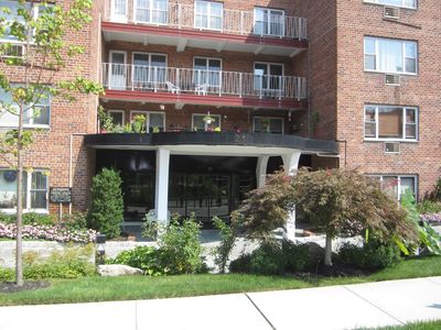 25 Chapel Pl APT 3K, Great Neck, NY, 11021