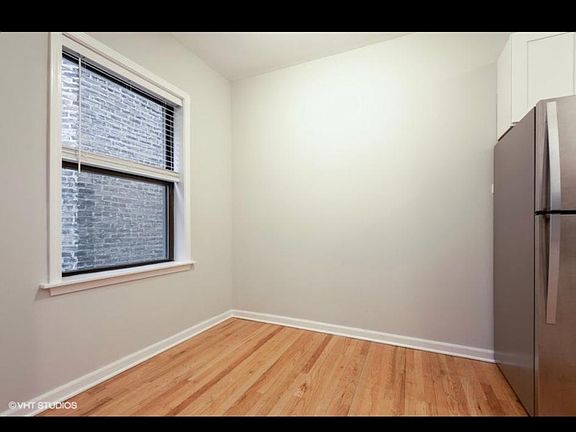 2nd image of 931 W Leland Ave APT 304