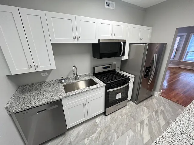 926 W Belle Plaine Ave #1W — Photo 9
