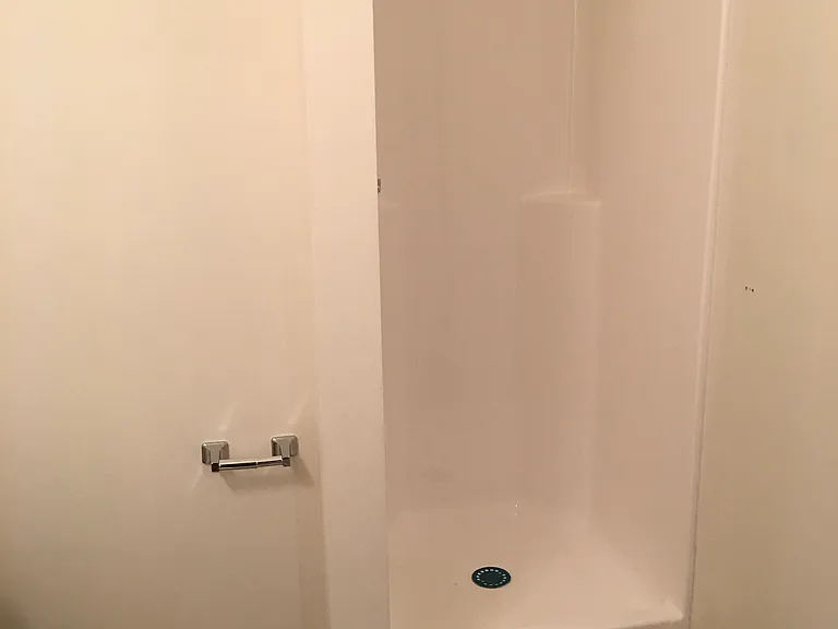 112 Broad St #4 — Photo 11