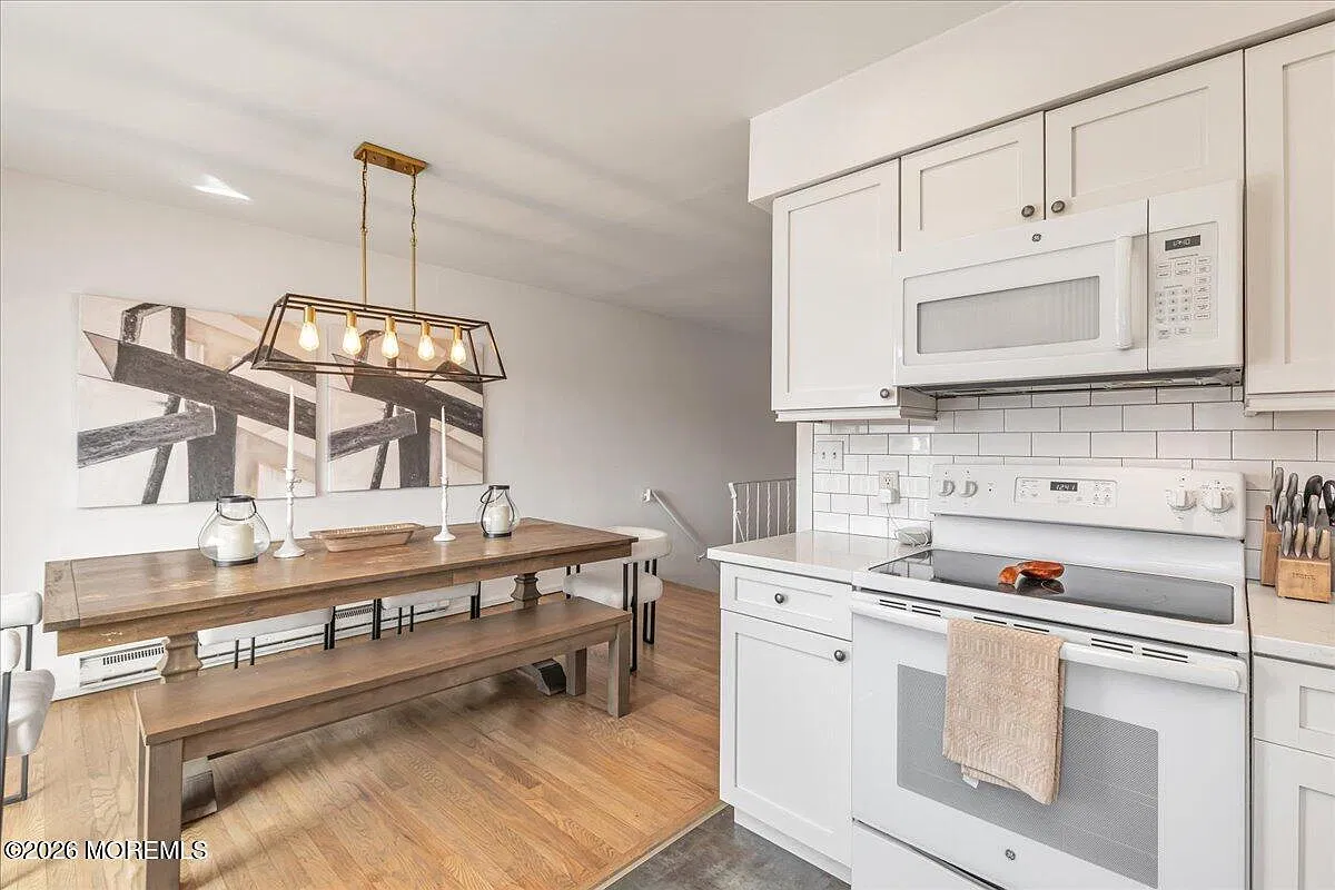 2 bed, 12506 sqft, $3,100 — Photo 4