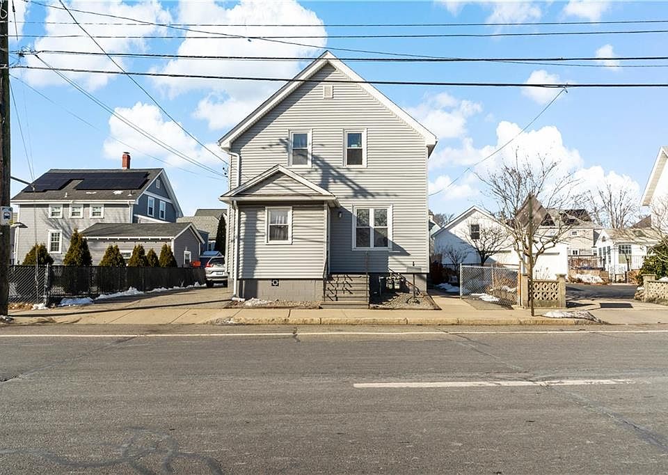 1st image of 94 John St