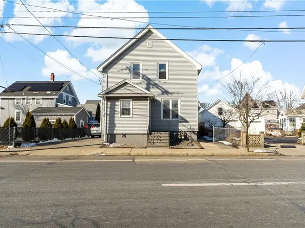 94 John St, East Providence, RI 02914