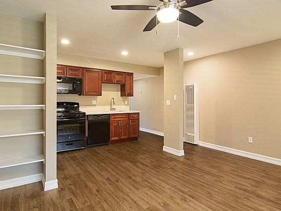 5th image of 4019 Oakcrest Dr #65FFF9532