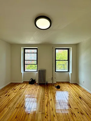 Rented by Mauro Bros Real Estate Services LLC | media 6