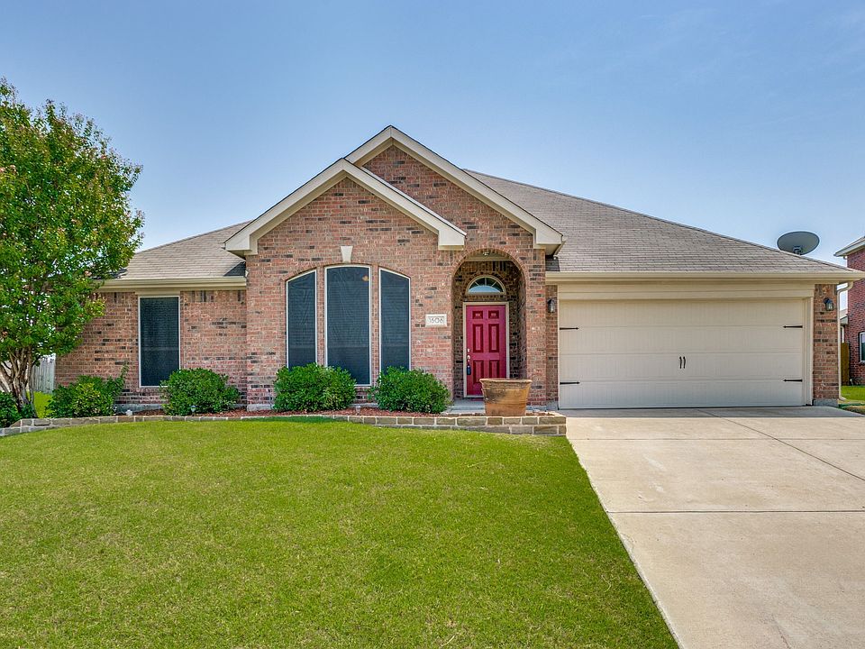 18_1606-grey-willow-ln-arlington-tx-1-High-Res-1.jpg