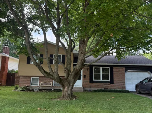 2627 Scott Ct, Grove City, OH 43123