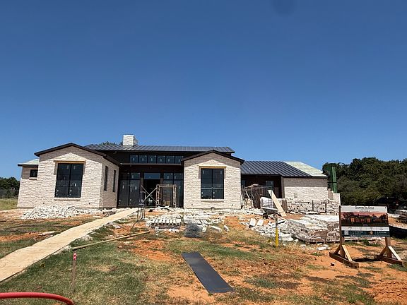 2nd image of 1536 Four Seasons Dr